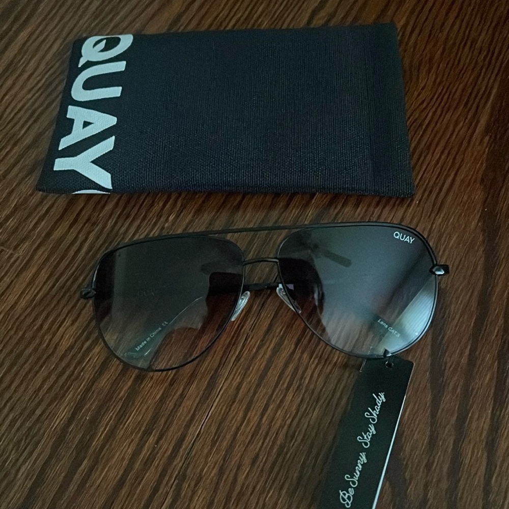 NWT Quay Highkey sunglasses